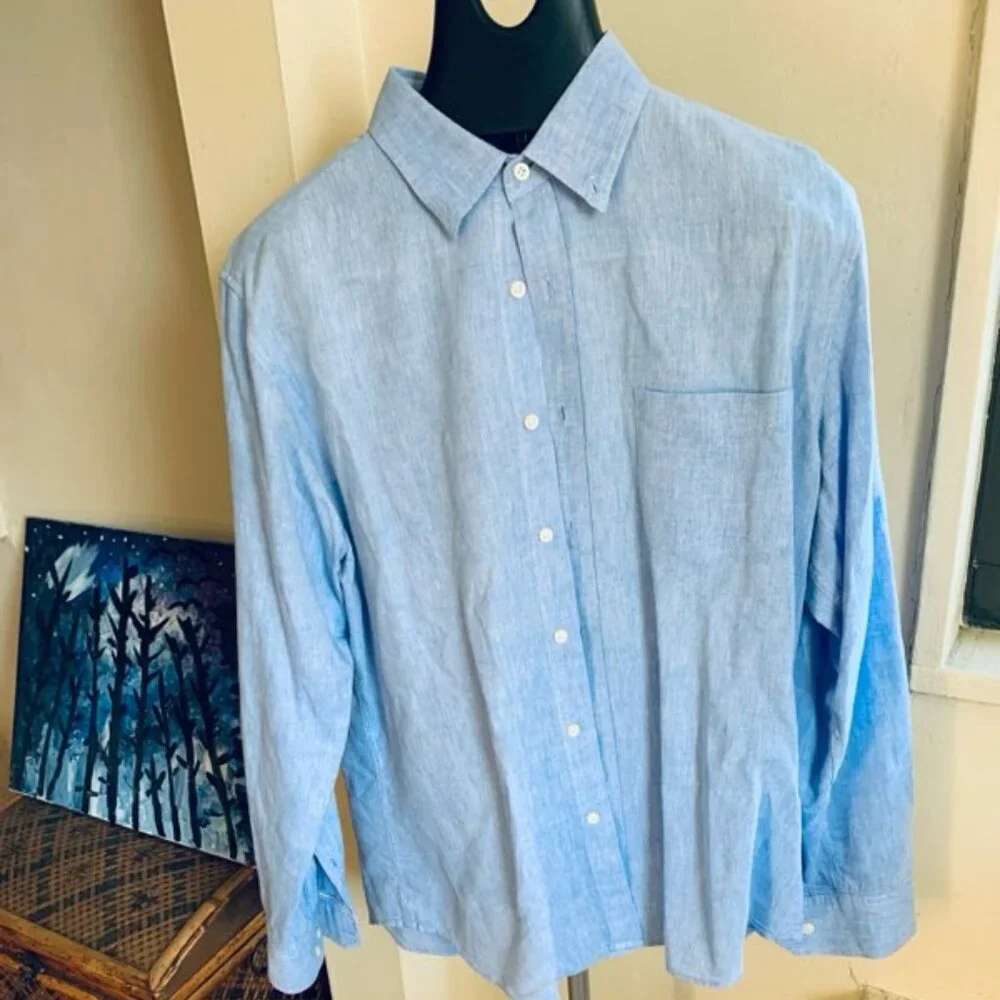 Banana Republice Blue Button Down Shirt